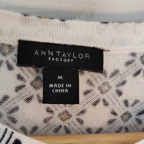 Ann Taylor Black and White Cardigan Sweater Medium - Picture 2 of 5
